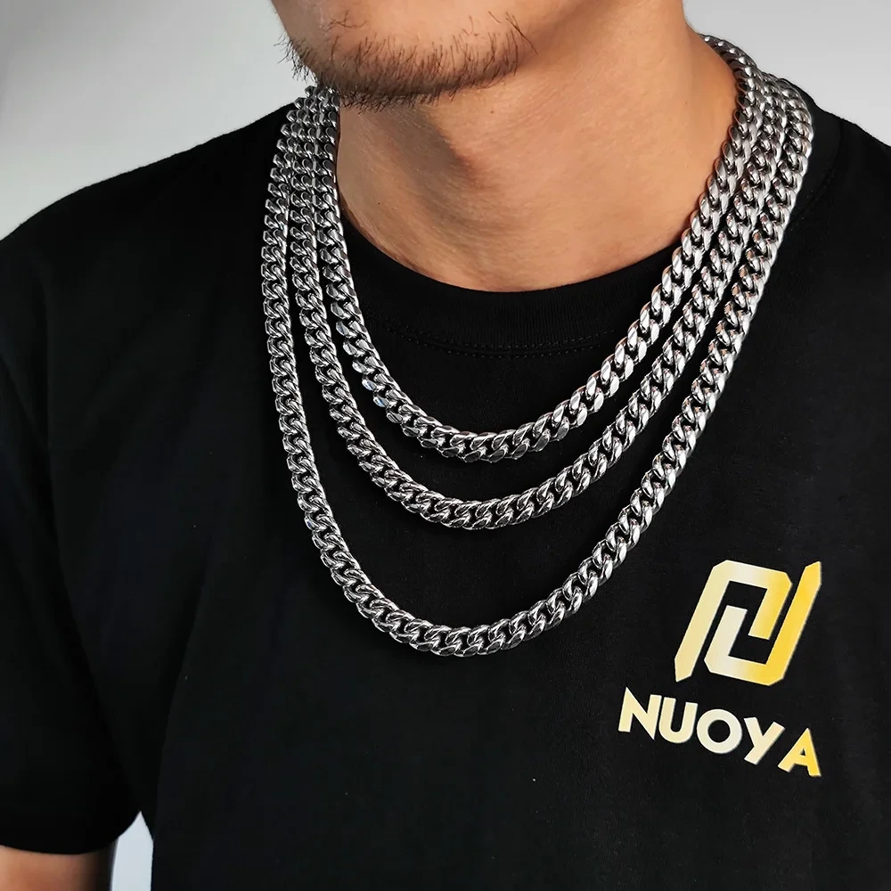 Hot Sale Stainless Steel Round Grind Cuban Chain Necklace Hip Hop Glossy Buckle Miami Titanium Steel Necklace Men Jewelry 1