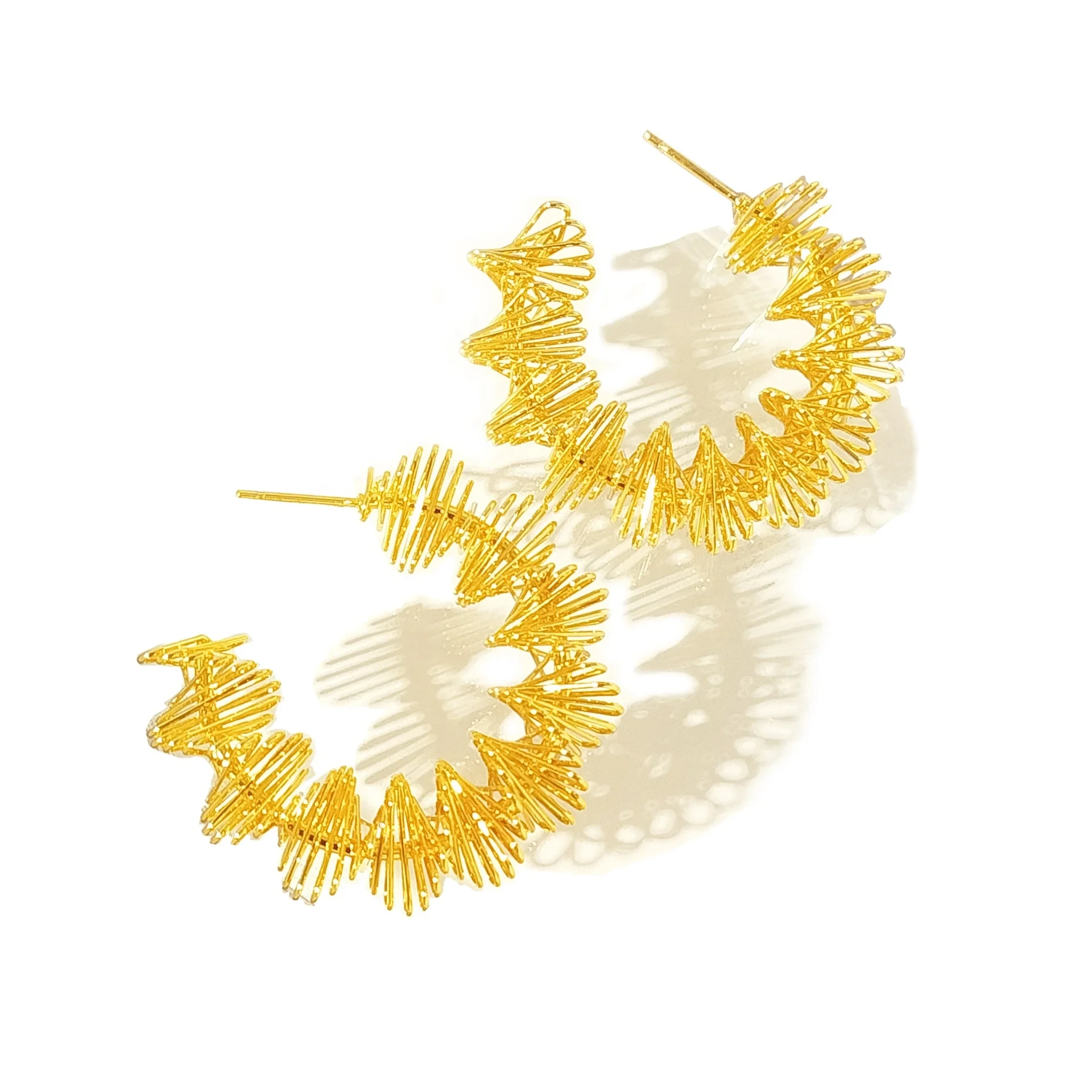 Retro Hoops Popular High Quality Stainless Steel Cc Shape Thick Hoop Earrings 18k Gold Plated Fine Jewelry Earrings Hoop 1