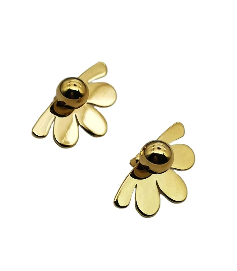 Fashion 18k Gold Plated Fan Shaped Flower Pearl Stud Earrings Gold Bead Earrings Clips For Women 1