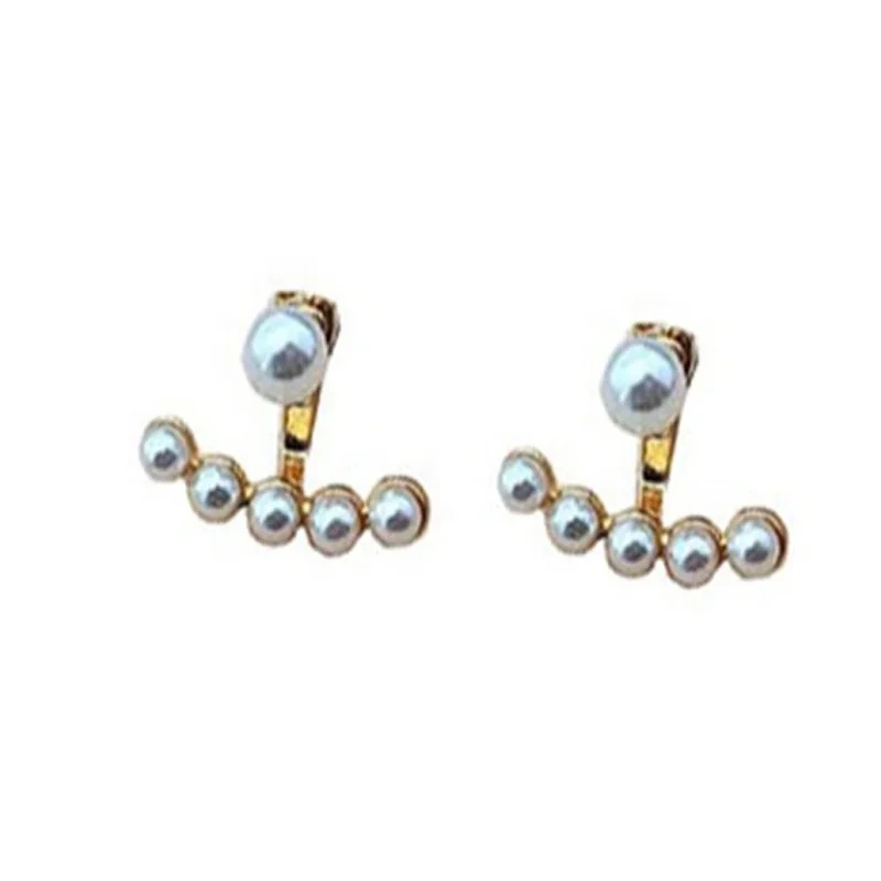 2023 New French Simple S925 Sterling Silver Freshwater Pearl Stud Earrings Female Niche Design Earrings 1