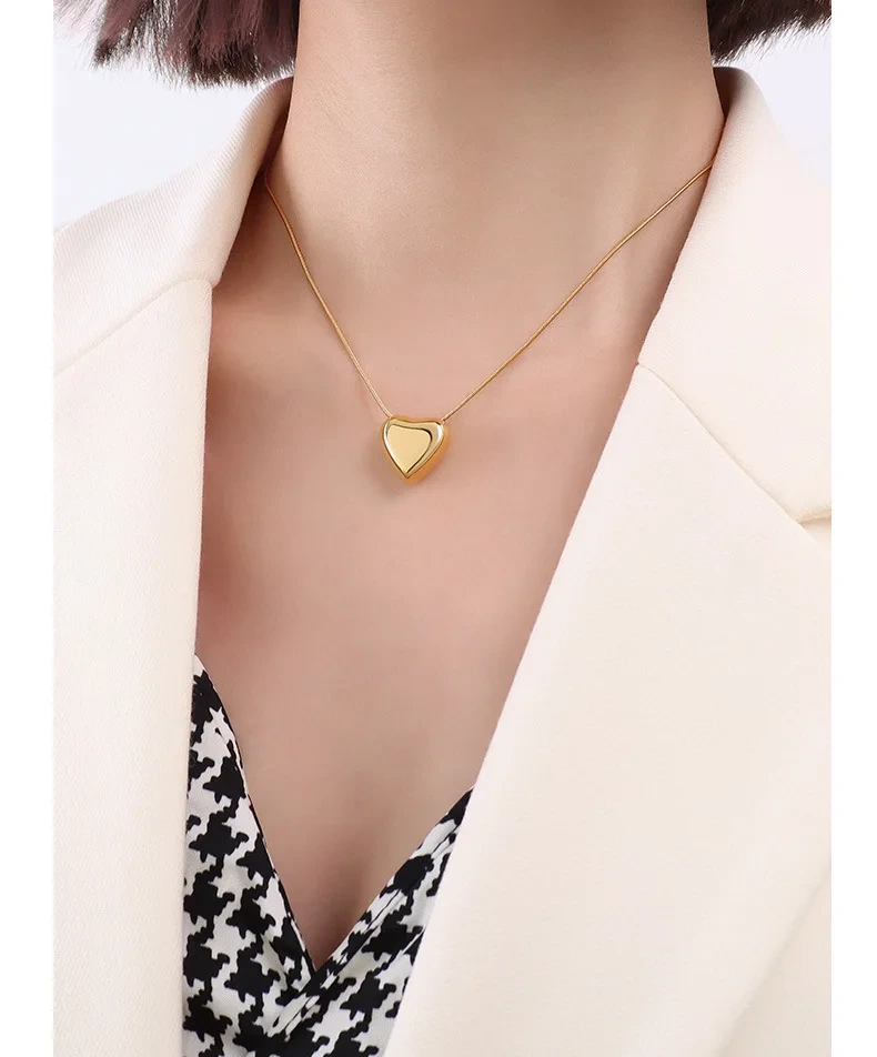 Fashion Jewelry 18k Pvd Gold Plated Stainless Steel Necklace Heart Shaped Gold Necklace Stainless Steel 1