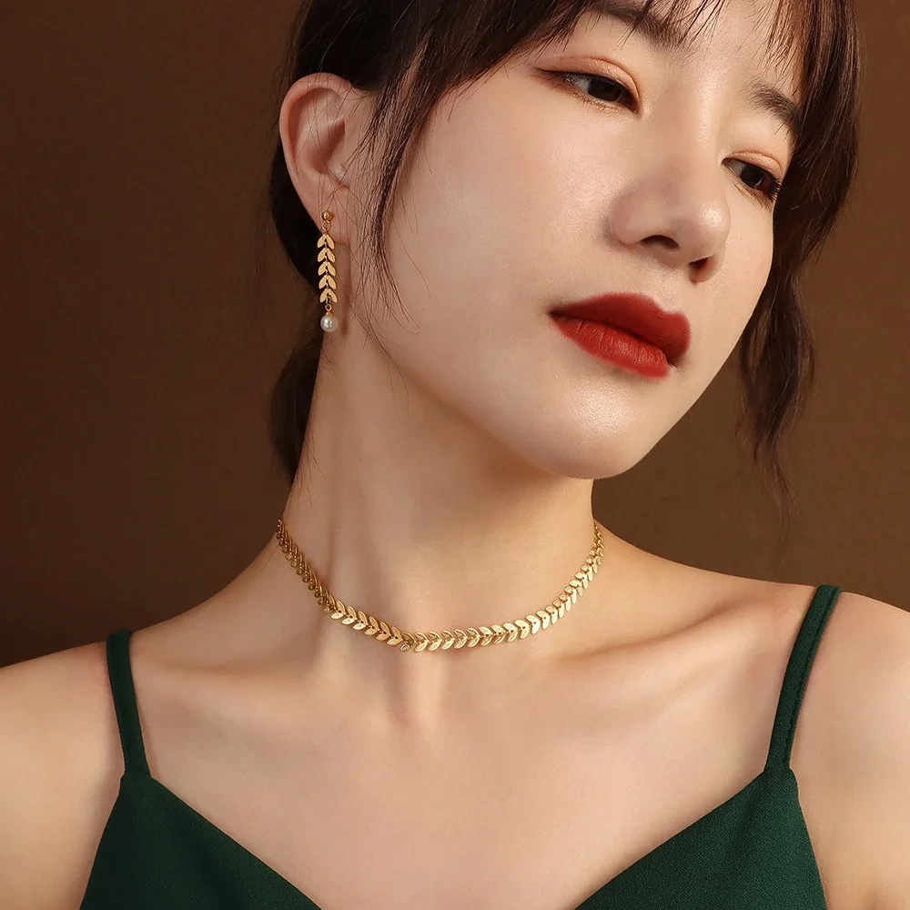 Fashion Titanium Steel 18k Gold Plated Wheat Leaf Phoenix Tail Chocker Necklace Pearl Earrings Jewelry Set 1