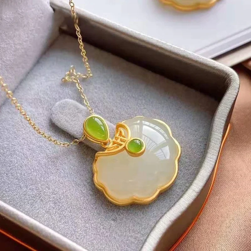 Gold Plated Imitate Hetian Jade Green Diamond Long Life Lock Pendant Necklace Natual Jewelry For Woman 1