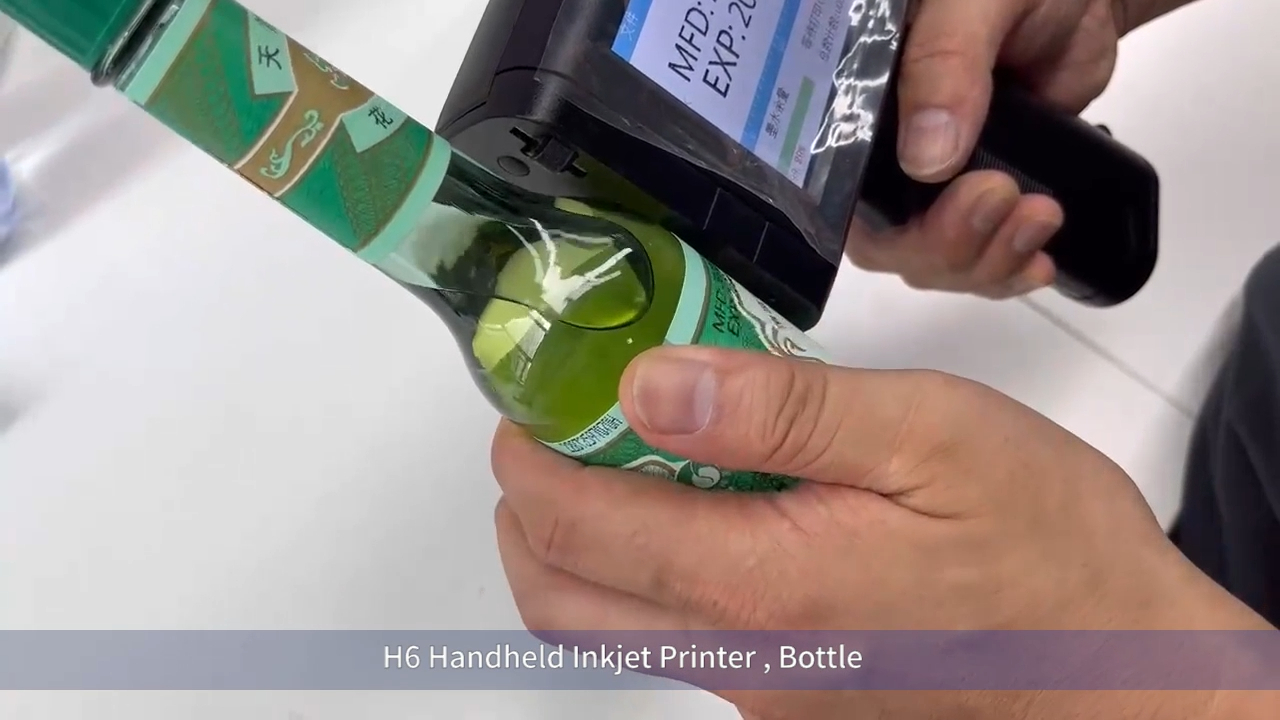 China handheld inkjet printer for plastic manufacturers - Kelier 1