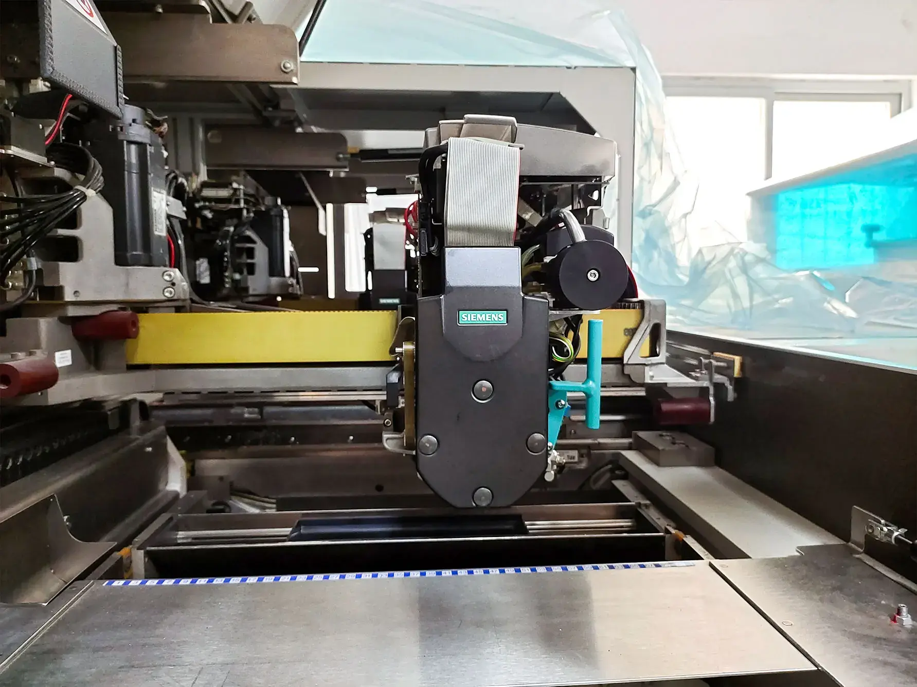 YFX Machine Mounter Machine in Smt Gear Mounter Machine in Smthighly Rated 4