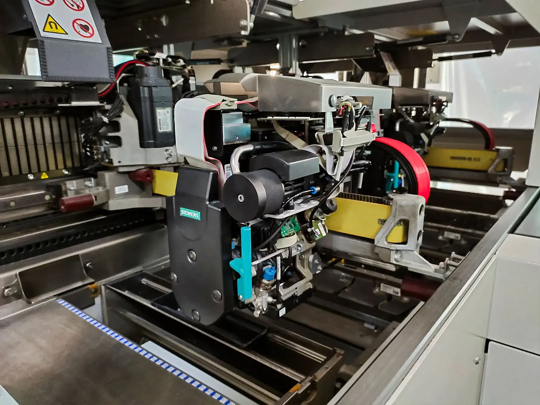 YFX Machine Mounter Machine in Smt Gear Mounter Machine in Smthighly Rated 5