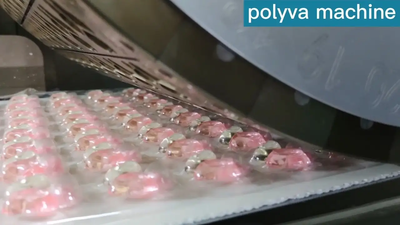 2024 hot-selling Sakura flavored multi-cavity water-soluble film laundry detergent pods manufacturer 1