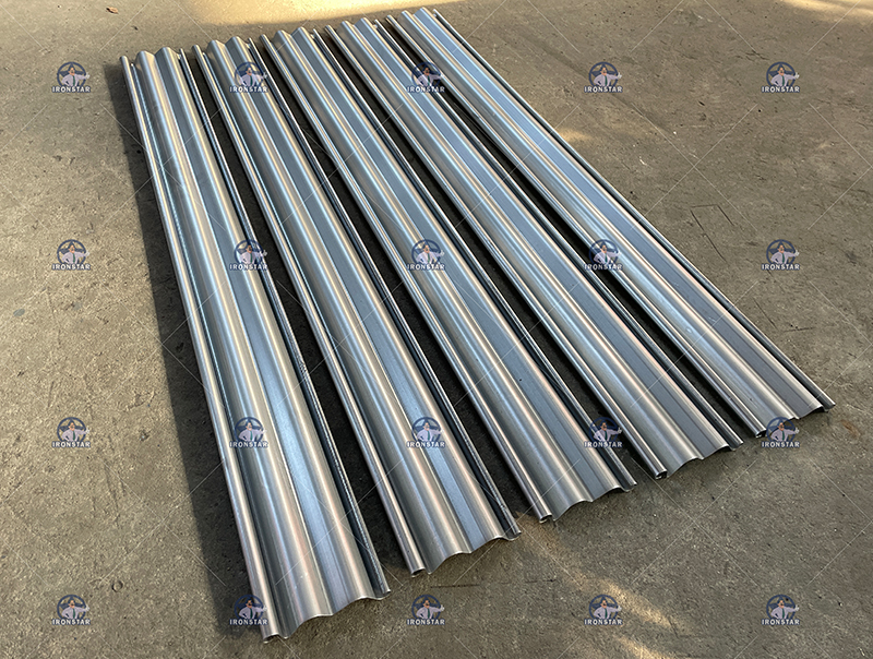 IRONSTAR w shutter door roll forming machine in America 5