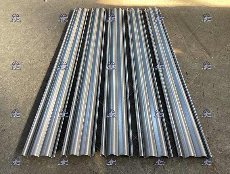 IRONSTAR w shutter door roll forming machine in America 3