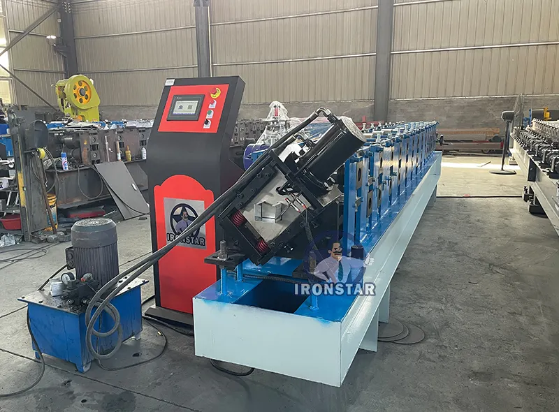 Factory professionnelle de la machine Omega Purlin pour la construction 3