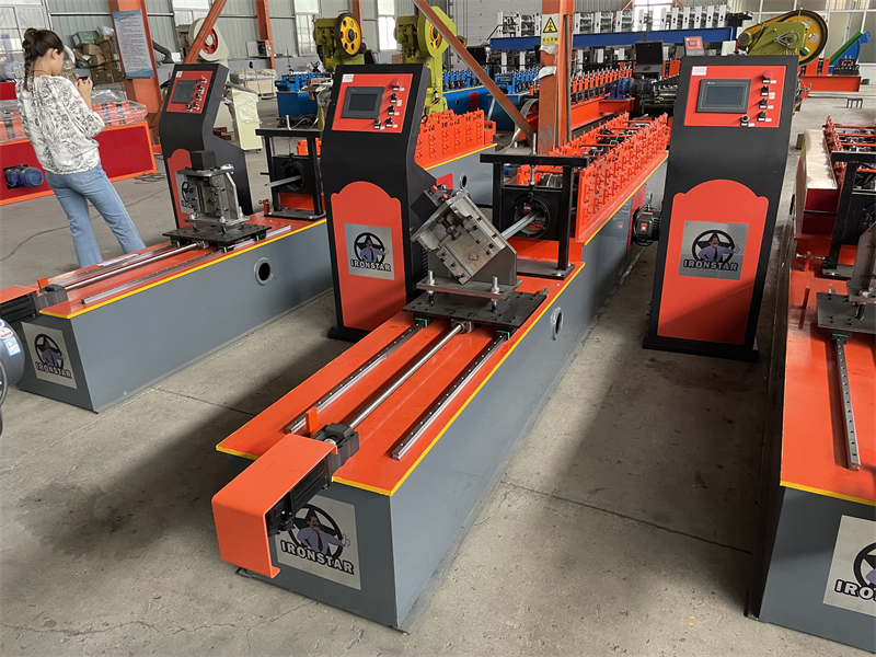 IRONSTAR C stud tracking roll forming machine in colombia 6