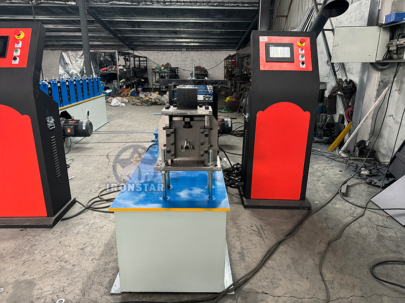 Máquina perfiladora Omega 2