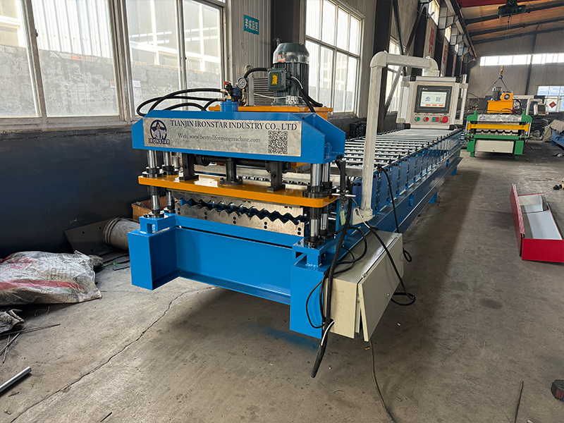 736 800 836 thin thickness 0.12 0.14-0.4mm corrugated roof sheet roll forming machine in Indonesia 6