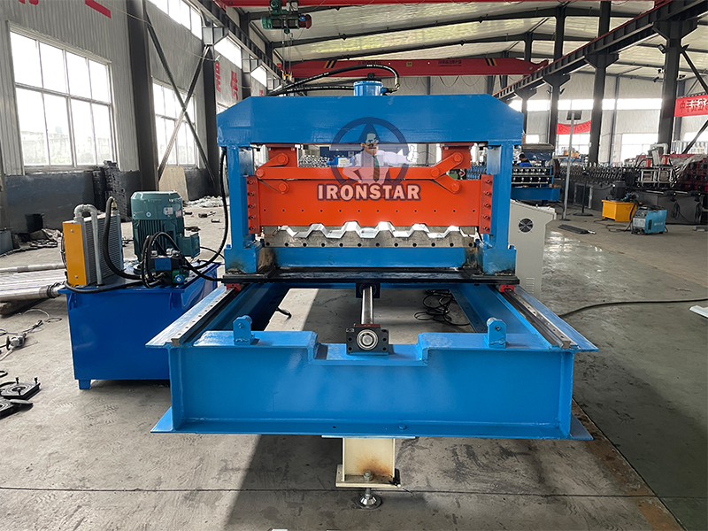Tracking cutting trapezoidal roofing sheet roll forming machine for Saudi Arabia 2