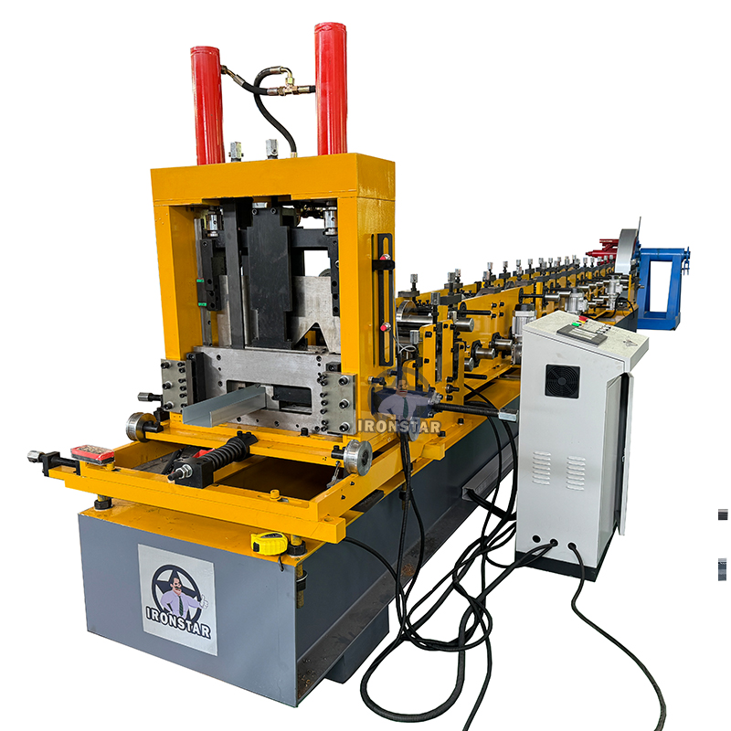 Machine automatique de fabrication de pannes en U à dimensions variables de 60 à 200 mm pour le Kazakhstan 1
