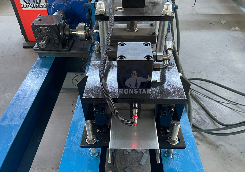Chimney forming machine Ventilation duct forming machine 10
