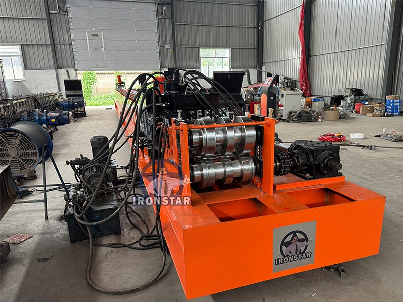 Storage Rack Upright Post Roll Forming Machine in Russia 6