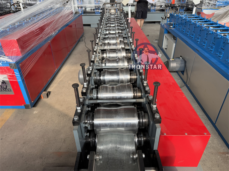 Shutter patti rolling forming machine in New Zealand 8
