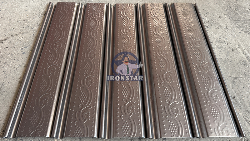 Beautiful Rolling shutter door roll forming machine 15