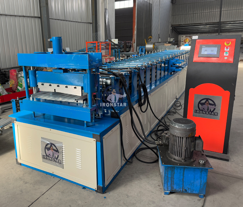 Standing seam snap lock roll forming machine in Slovakia 5