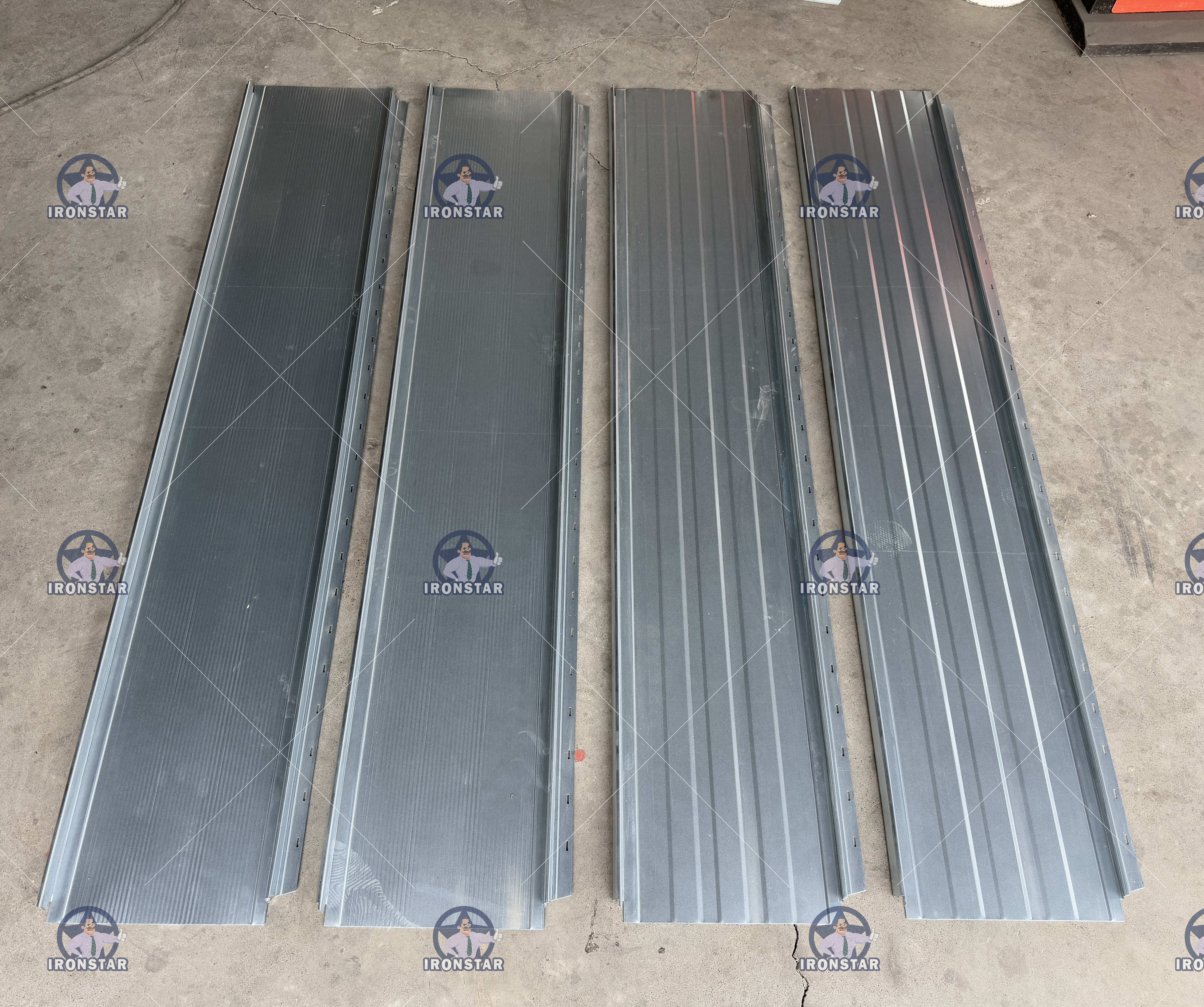 Standing seam snap lock roll forming machine in Slovakia 11