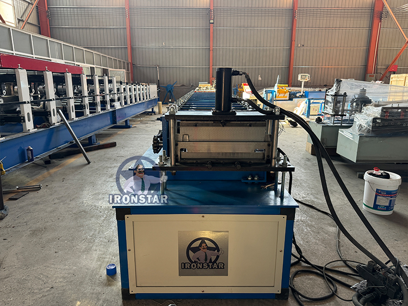 Wall standing seam snap lock roll forming machine in CANADA 2