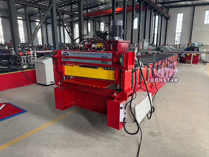 762 836mm corrugated roll forming machine in Bolivia 5