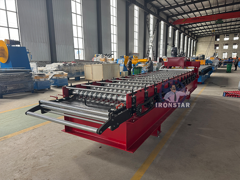 762 836mm corrugated roll forming machine in Bolivia 8
