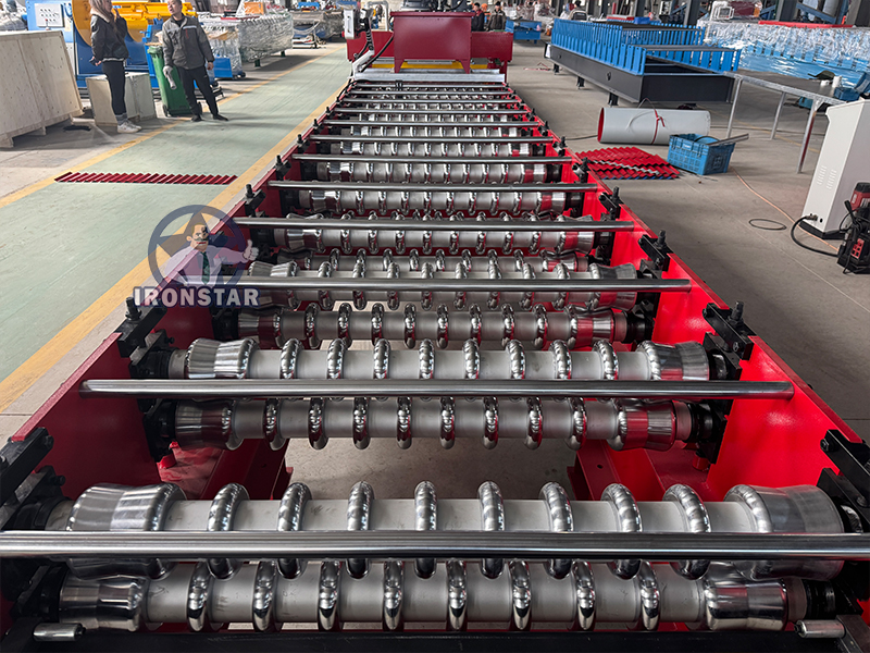 762 836mm corrugated roll forming machine in Bolivia 9