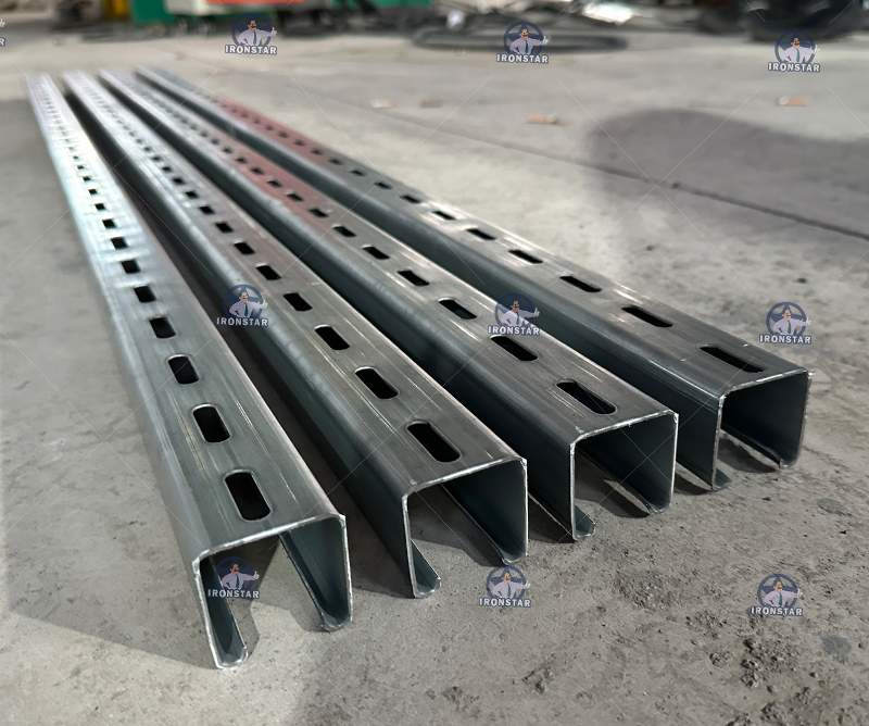 41*21 / 41*41 / 41*72mm 3 sizes in 1 Solor bracket roll forming line in Mexico 12