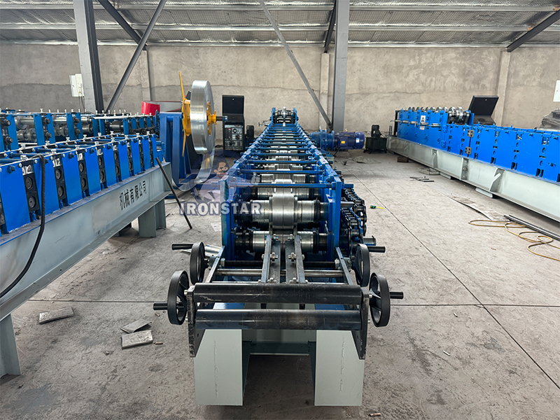 41*21 / 41*41 / 41*82mm 3 sizes in 1 Solor bracket roll forming machine in Saudi Arabia 5