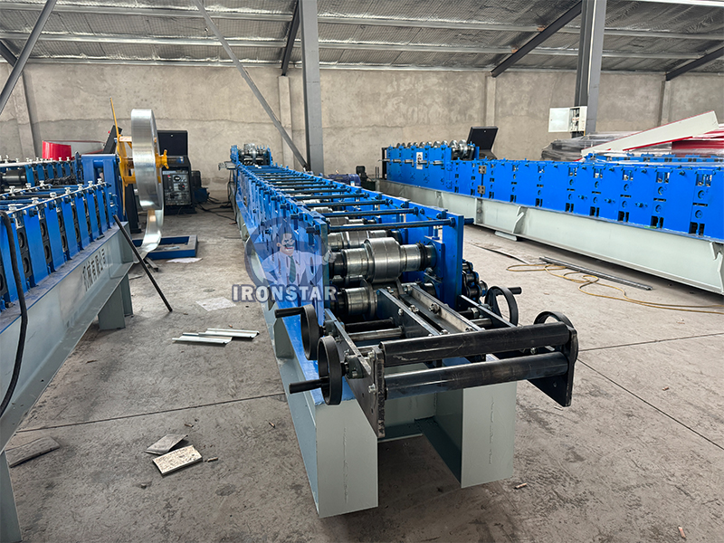 41*21 / 41*41 / 41*82mm 3 sizes in 1 Solor bracket roll forming machine in Saudi Arabia 6
