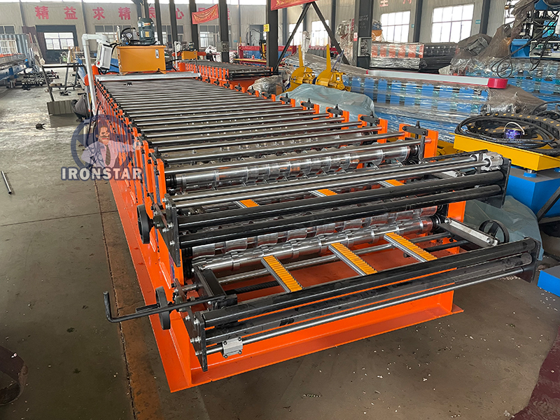 T10 and T18 double layer roll forming machine in Kyrgyzstan | C10 and C18 double deck machine 8