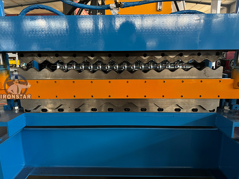 Machine de profilage à rouleaux double couche trapézoïdale et ondulée à 8 nervures en Amérique 8
