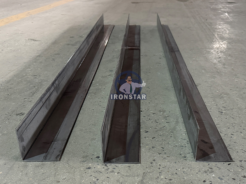 1.5 inch to 3 inch 12GA Angle bead roll forming machine in America 10