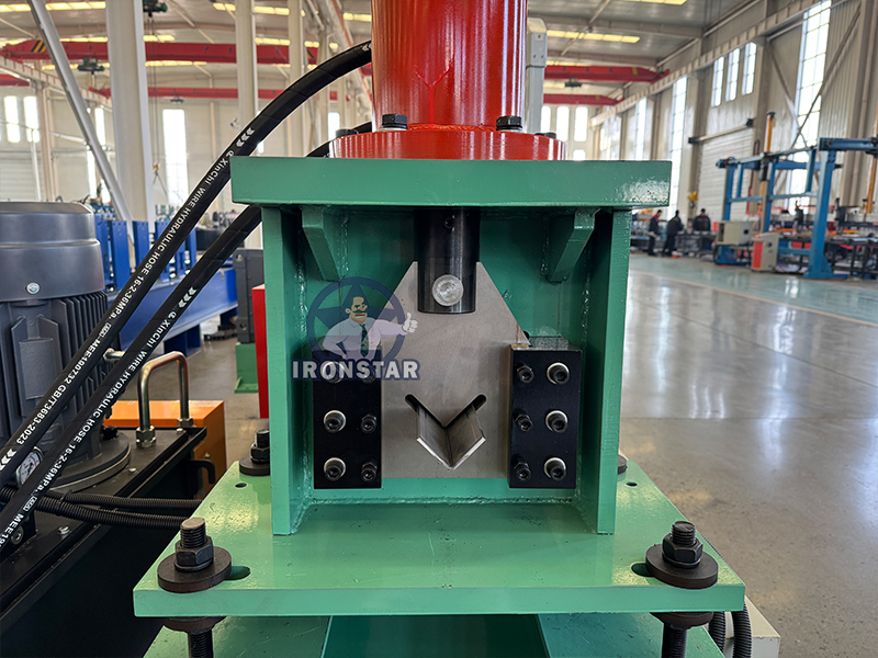 1.5 inch to 3 inch 12GA Angle bead roll forming machine in America 9