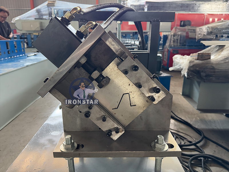 Punching holes omega profile roll forming machine in US1 10