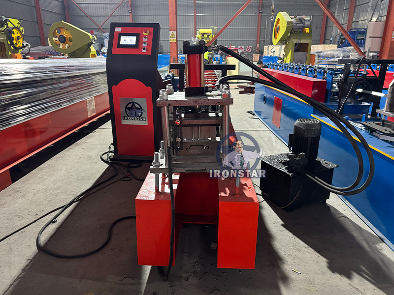 Rolling shutter door roll forming machine in Nigeria 4