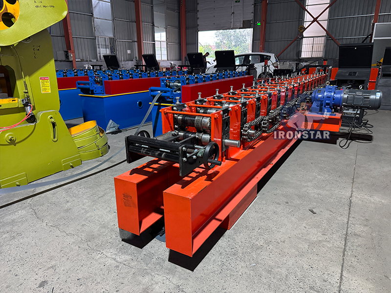Rolling shutter door roll forming machine in Nigeria 9