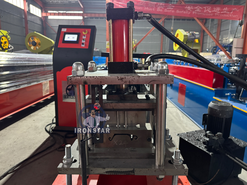 Rolling shutter door roll forming machine in Nigeria 11