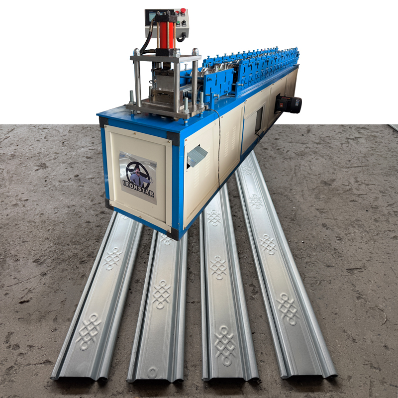 90mm rolling shutter door roll forming machine in Kenya 1