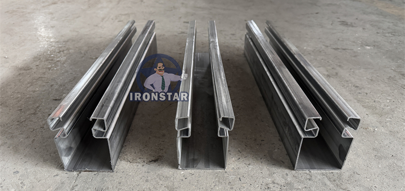 Roller shutter door guide rail roll forming machine in new zealand 10