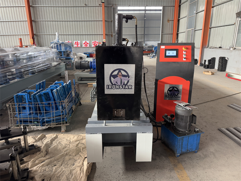 Roller shutter door guide rail roll forming machine in new zealand 4