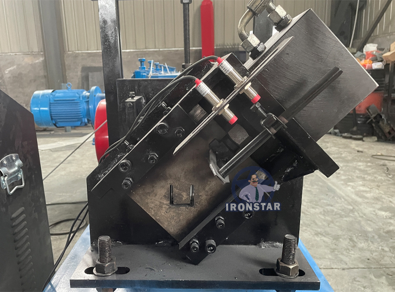 IRONSTAR  u shape guaid rail roll forming machine in Russia 9