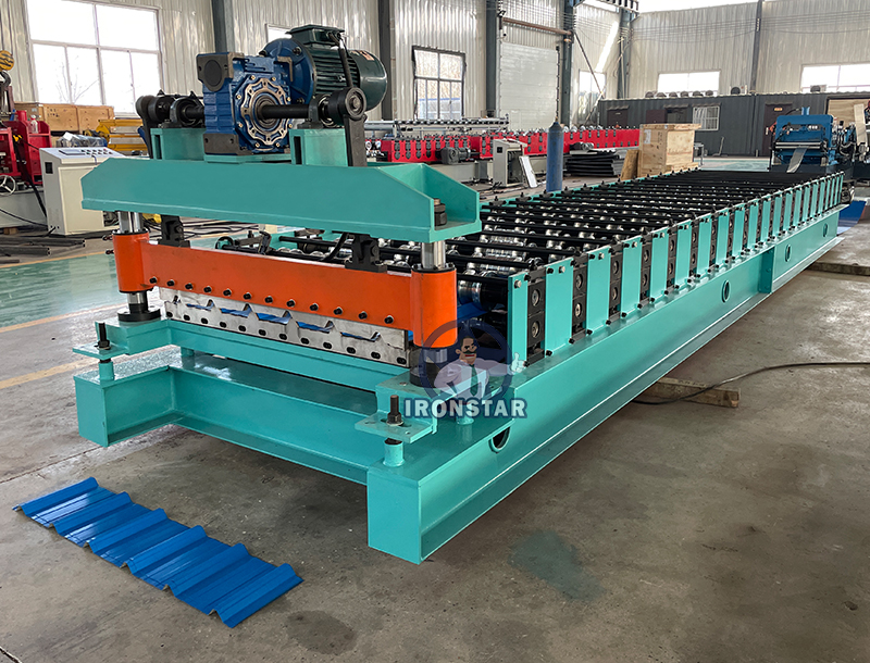 Trapezoidal roofing sheet roll forming machine 7