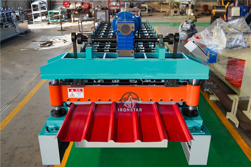 Trapezoidal roofing sheet roll forming machine 8