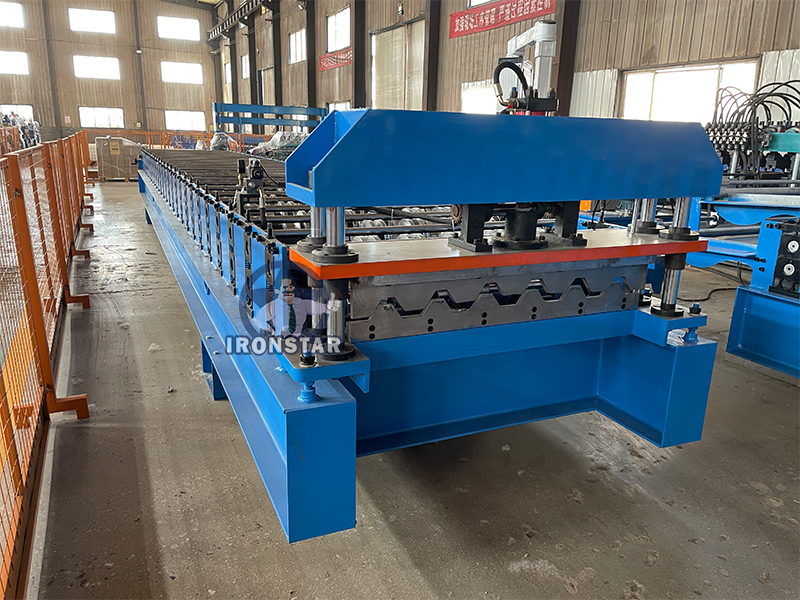 Machine de profilage de tôles de toiture de 7,2 L pour les États-Unis 3
