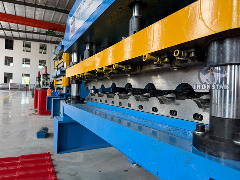 Máquina perfiladora de tejas de bambú en Hungría 10