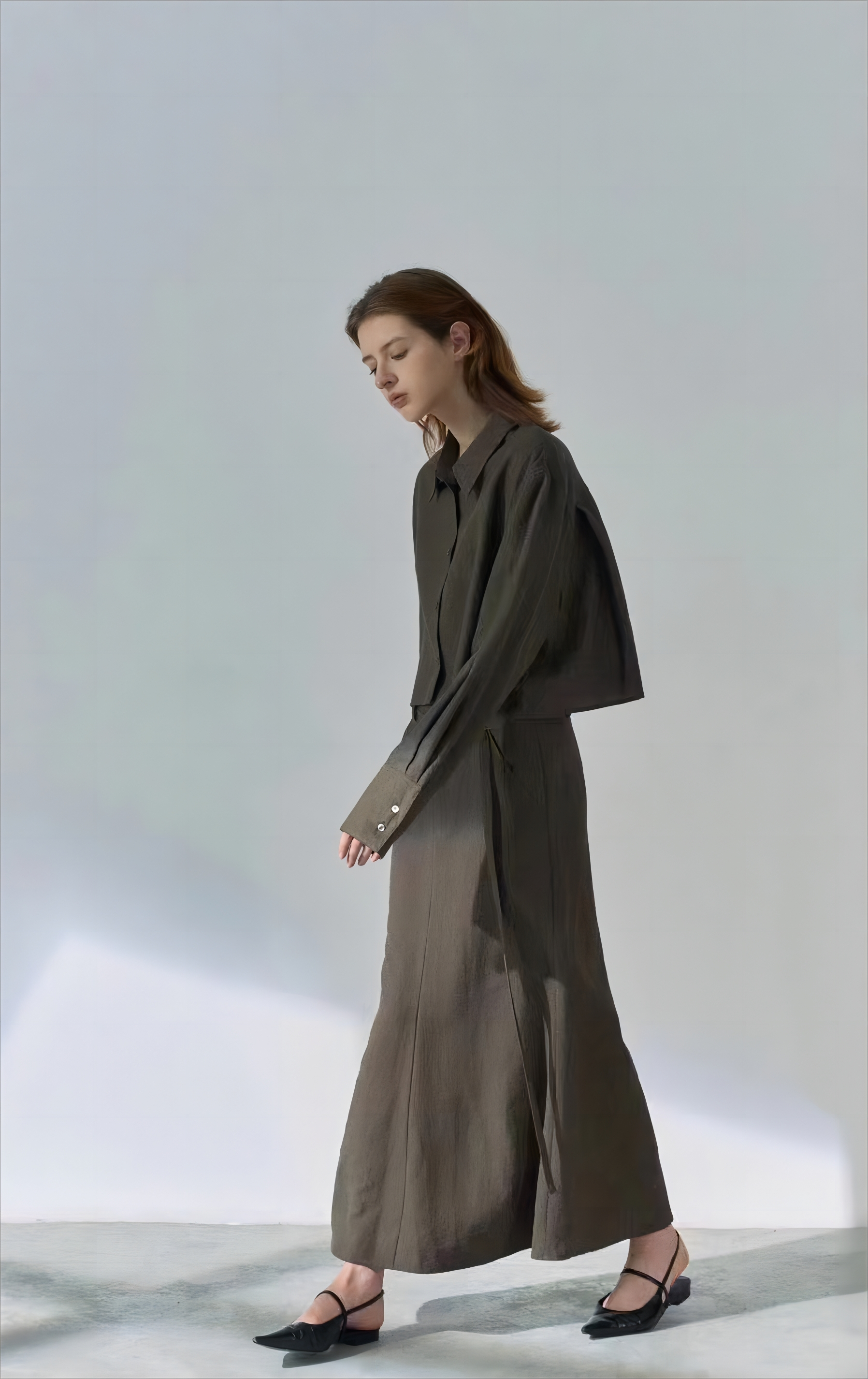 Conjunto de dos piezas de moda para mujer para el otoño. 1