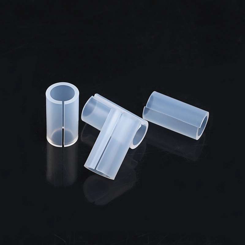 Des tubes en silicone personnalisés résistant au vieillissement avec des ouvertures latérales peuvent être utilisés pour les supports métalliques antidérapants et la protection des câbles du faisceau de câbles 1